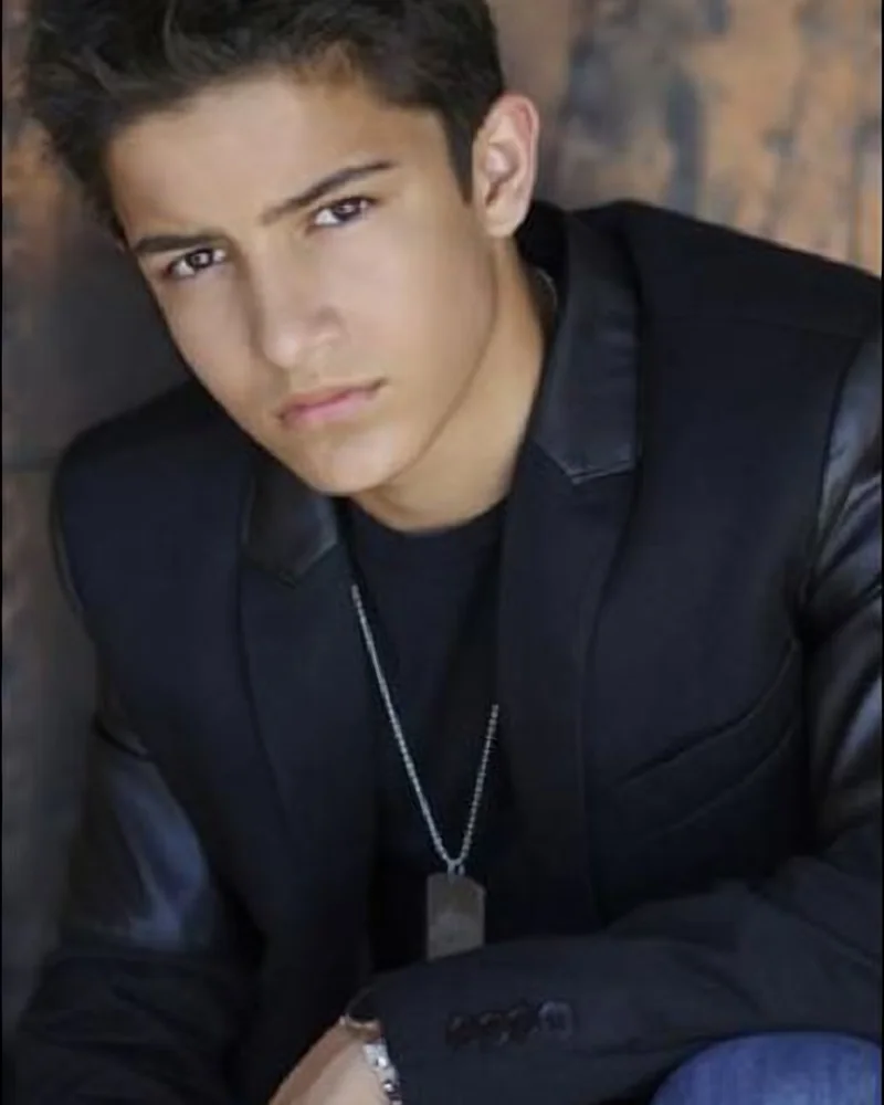 Headshot of Aramis Knight